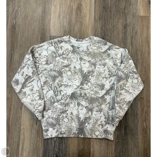 Sweatshirt Crewneck By Goodie Two Sleeves In Camouflage Print, Size: M