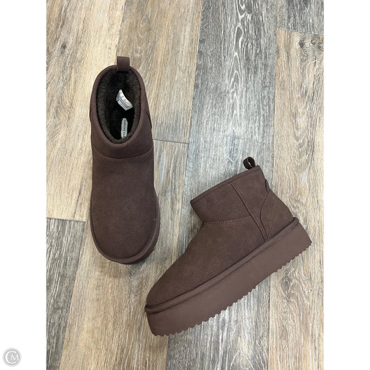 Boots Snow By American Eagle In Brown, Size: 6