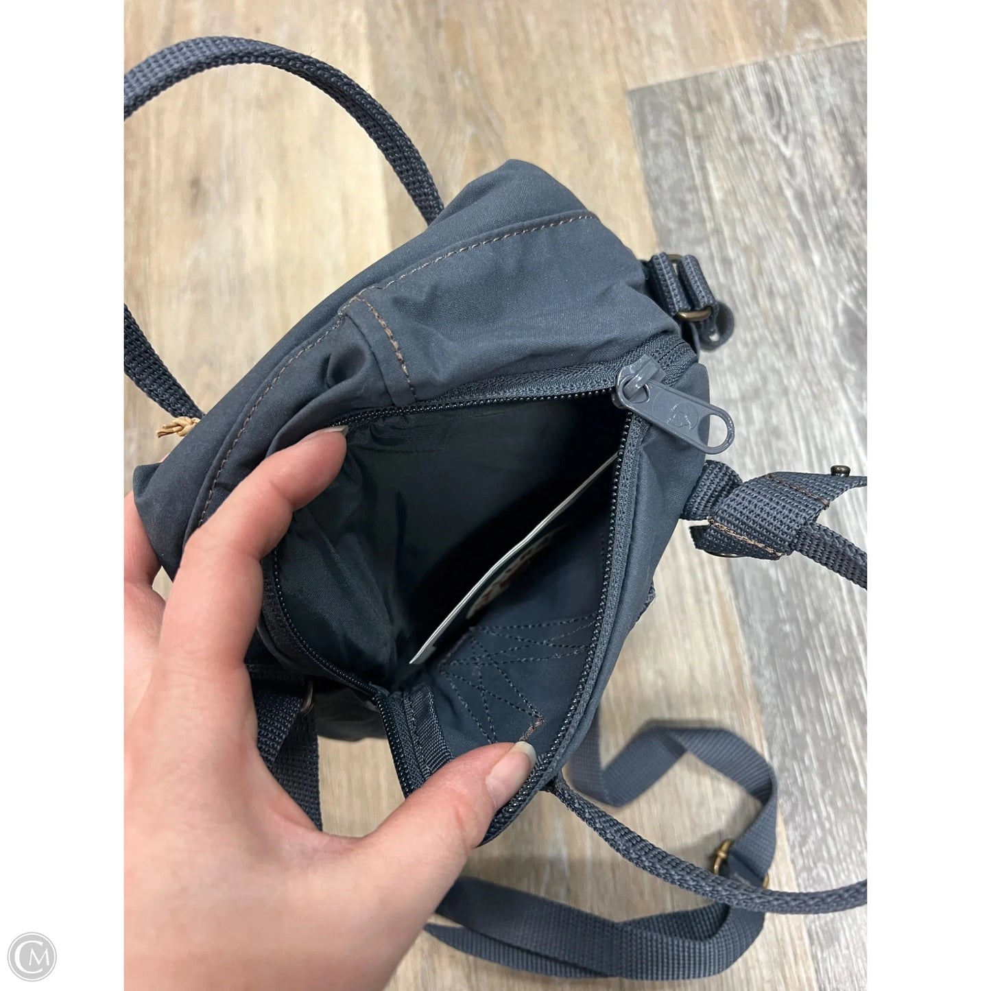 Crossbody By Rjall Raven, Size: Small
