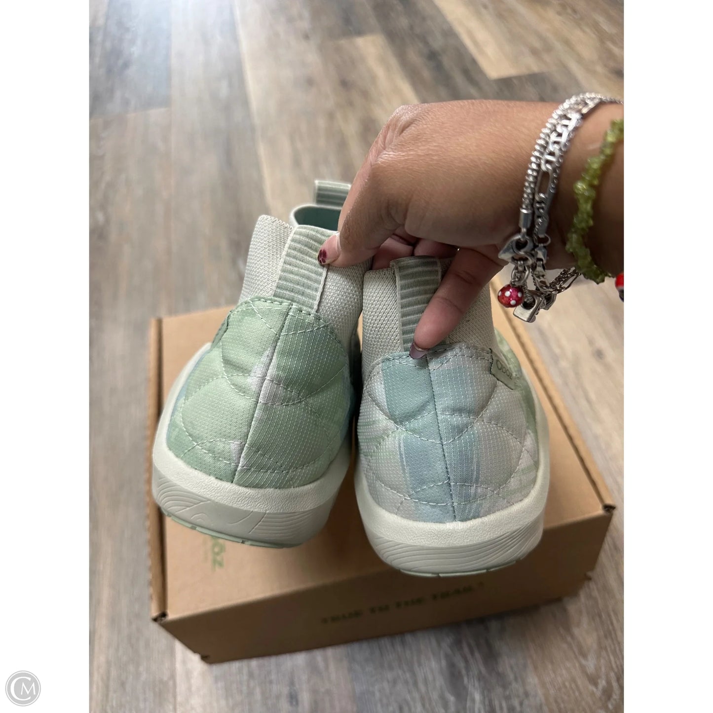 Shoes Athletic By Oboz In White, Size: 11
