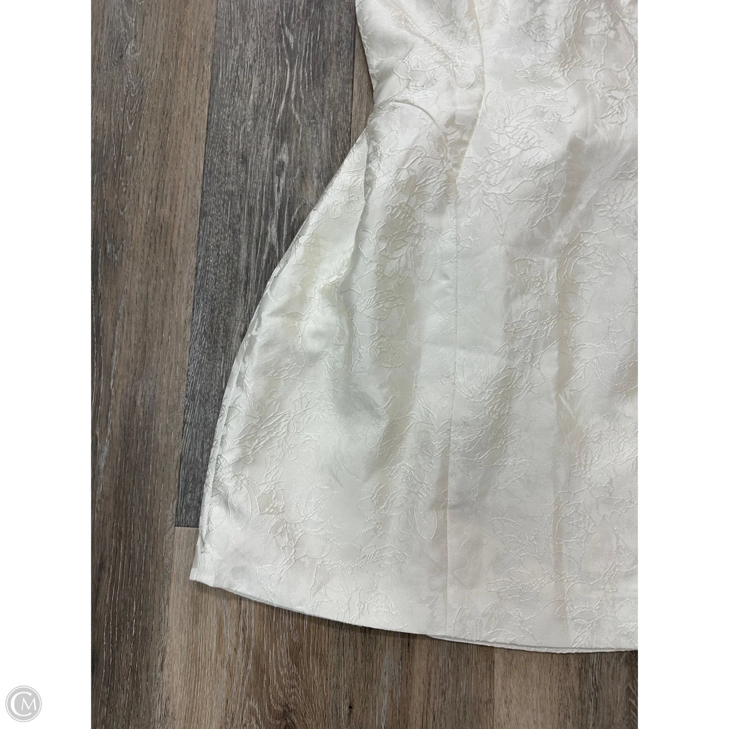 Dress Party Short By Saints & Secrets In Cream, Size: 14