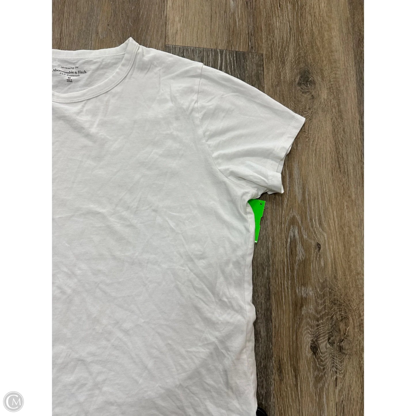 Top Short Sleeve By Abercrombie And Fitch In White, Size: M