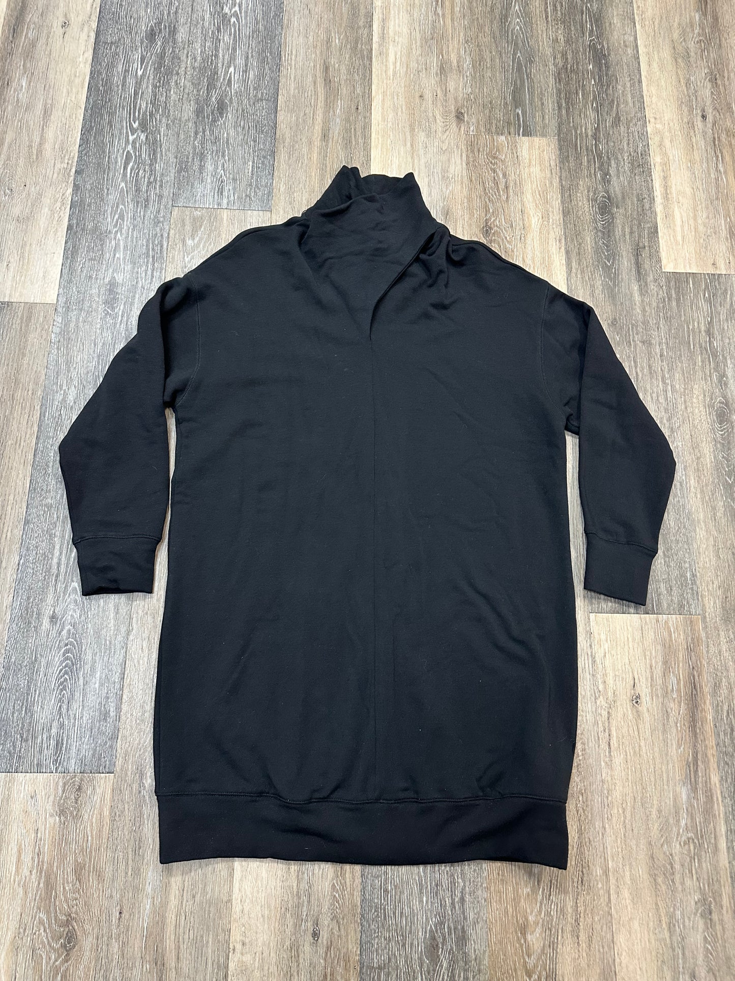 Dress Casual Short By Fifteen Twenty In Black, Size: S