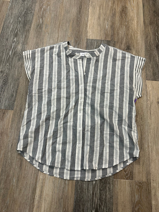 Blouse Short Sleeve By Evereve In Striped Pattern, Size: M