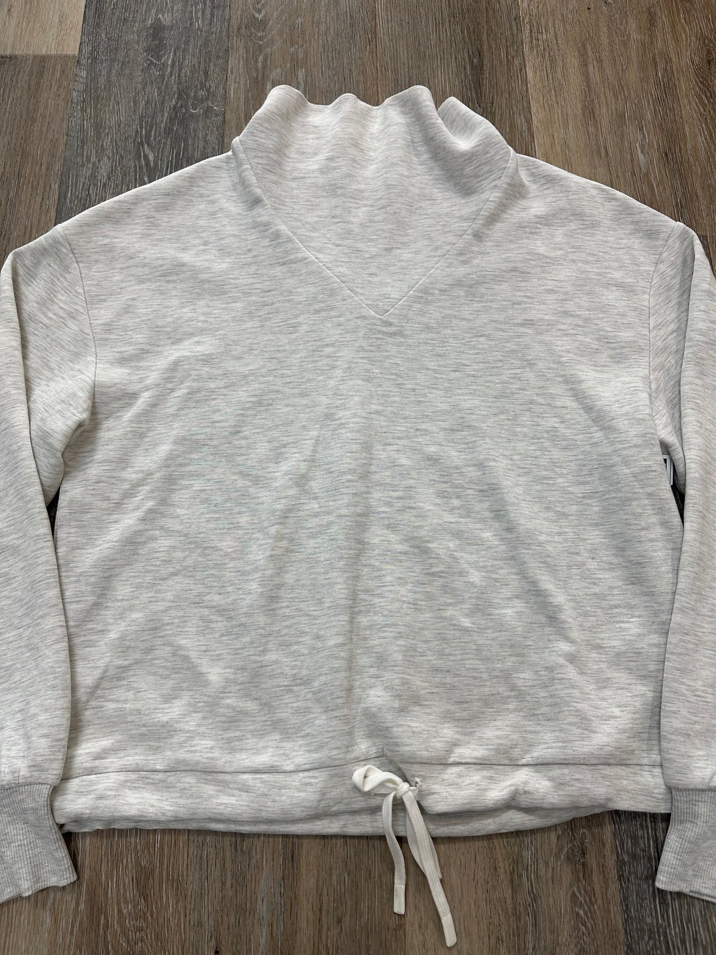 Athletic Sweatshirt Crewneck By Varley In Grey, Size: Xs