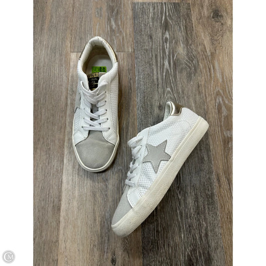 Shoes Sneakers By Vintage Havana In White, Size: 8