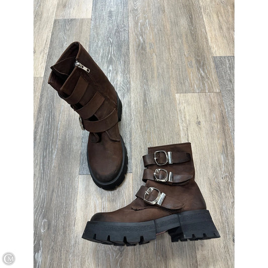 Boots Ankle Flats By Steve Madden In Brown, Size: 11