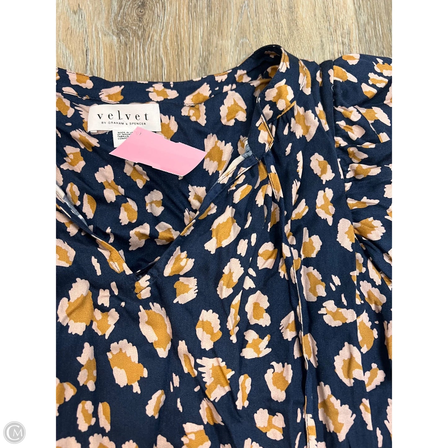 Blouse Short Sleeve By Velvet By Graham & Spencer In Animal Print, Size: L