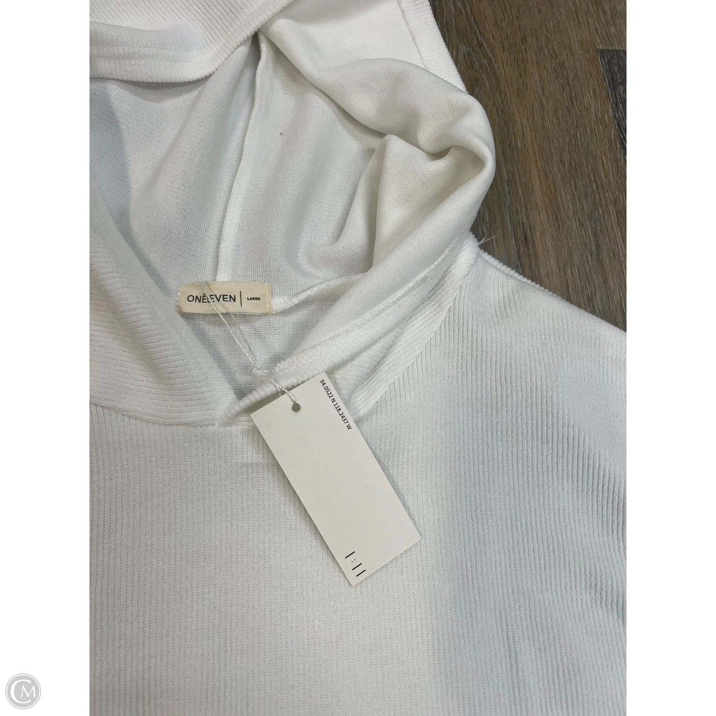 Sweatshirt Hoodie By OnEleven In White, Size: L
