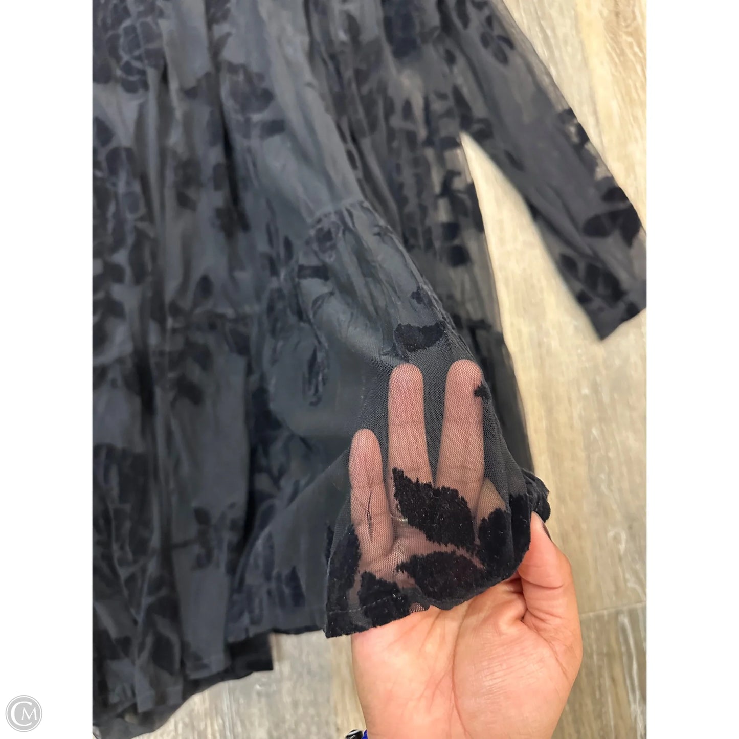Dress Casual Short By Alembika In Black, Size: L
