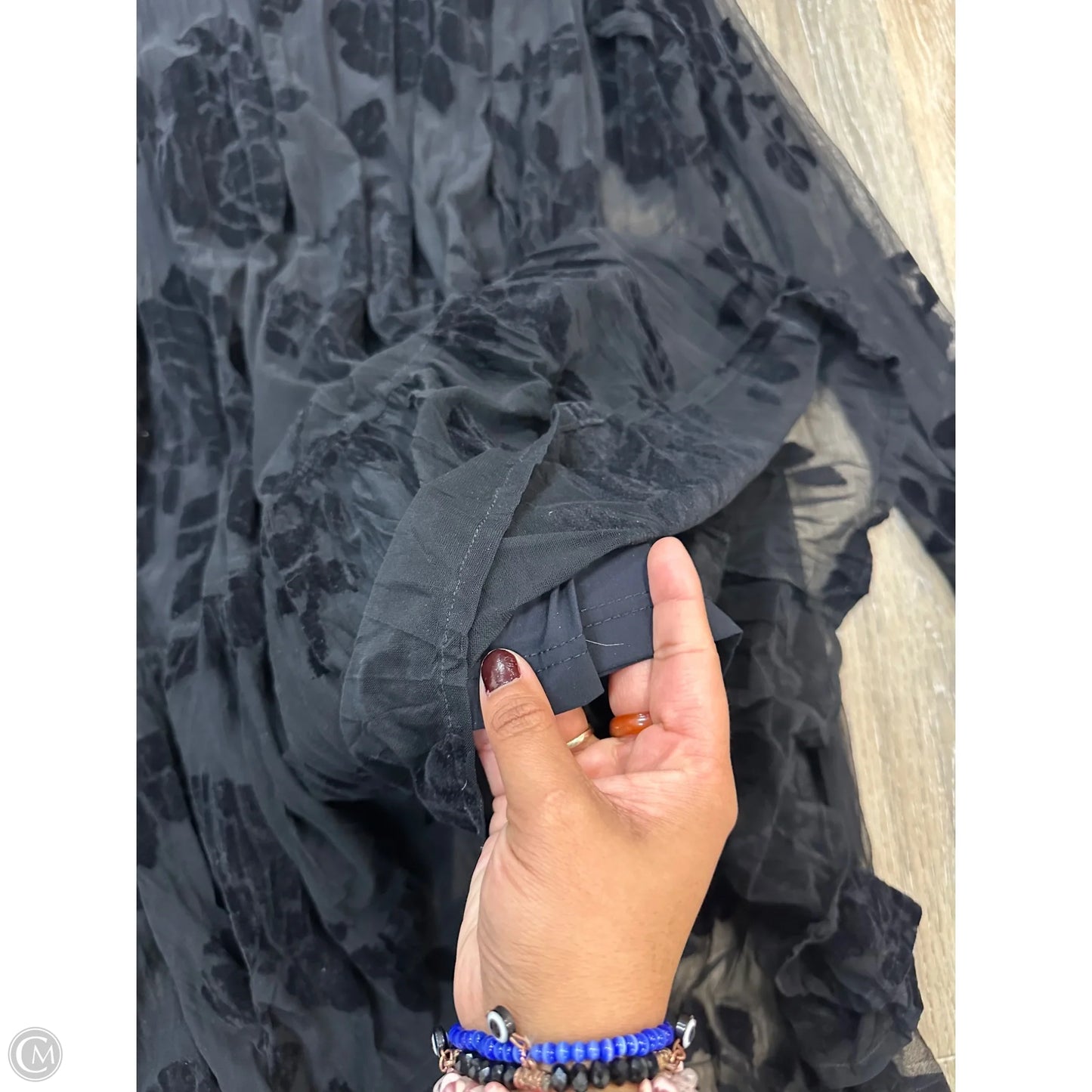 Dress Casual Short By Alembika In Black, Size: L