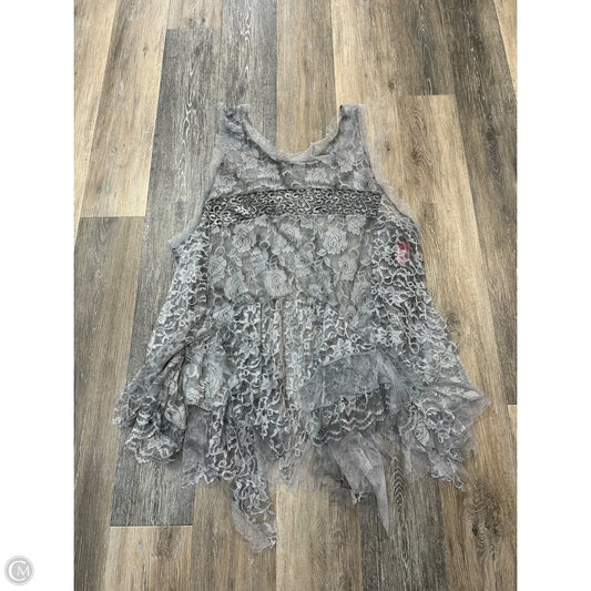Tank Top By Clothes Mentor In Grey, Size: Xl