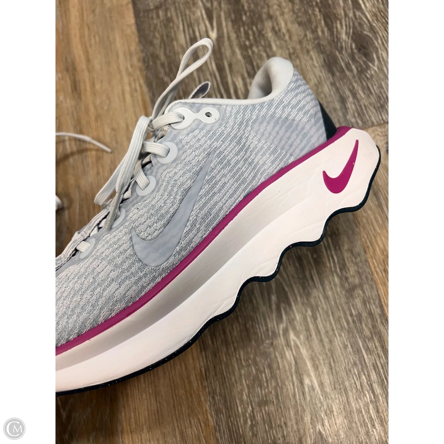 Shoes Athletic By Nike In Multi-colored, Size: 9.5