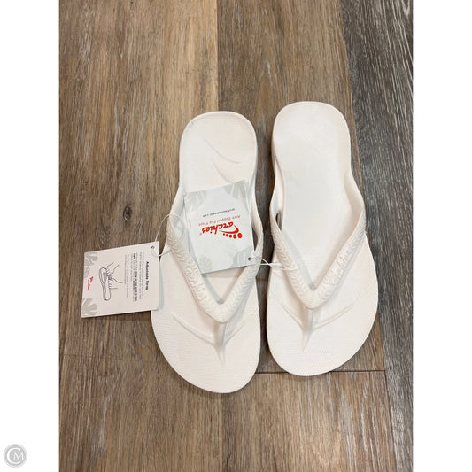 Sandals Flip Flops By Archies In White, Size: 10