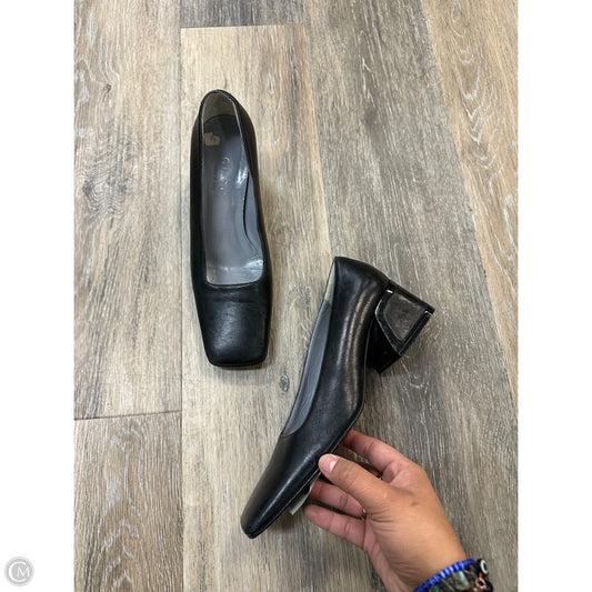 Shoes Luxury Designer By Gucci In Black, Size: 5