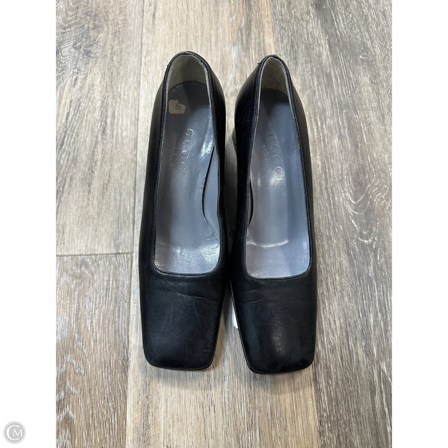 Shoes Luxury Designer By Gucci In Black, Size: 5