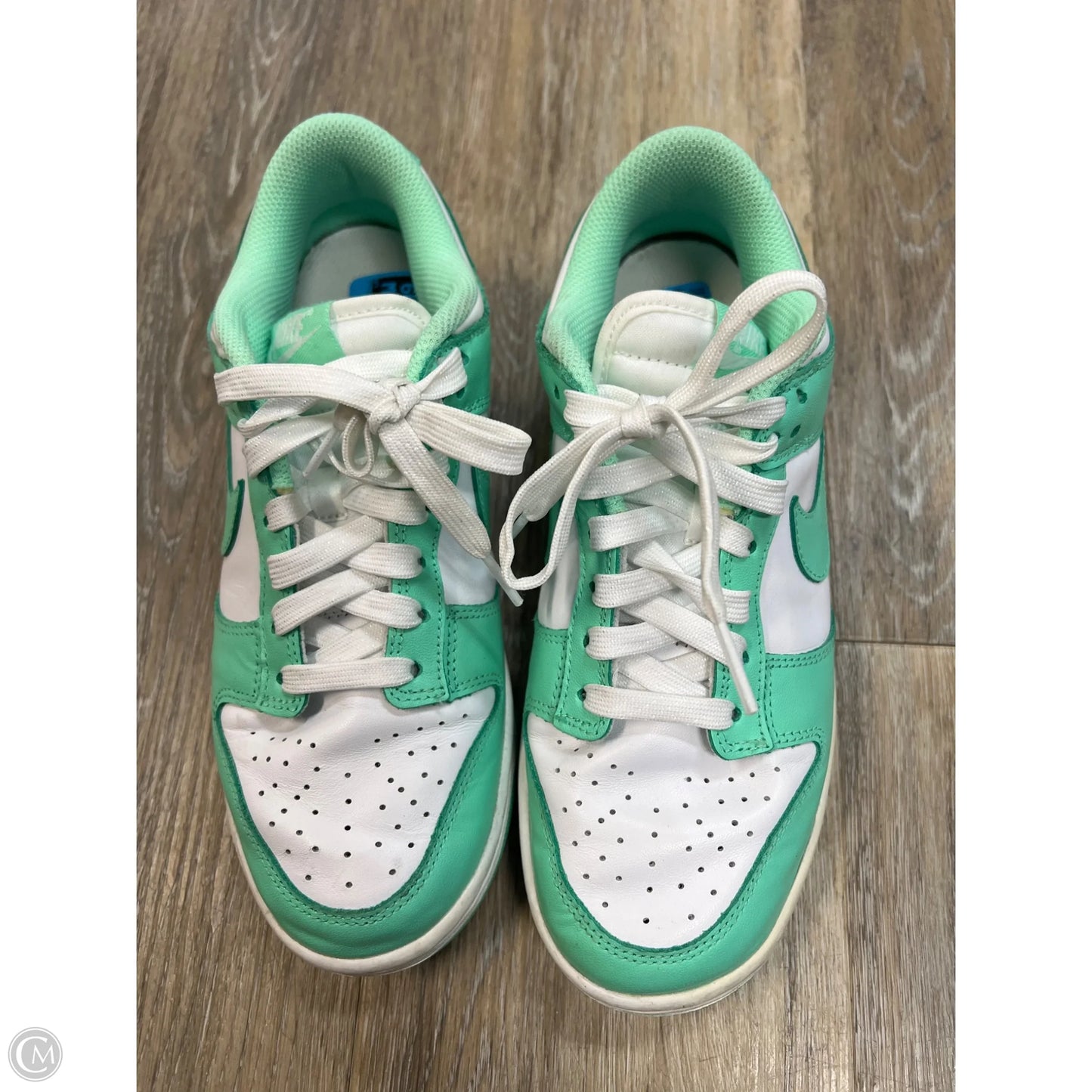 Shoes Athletic By Nike In Green & White, Size: 8