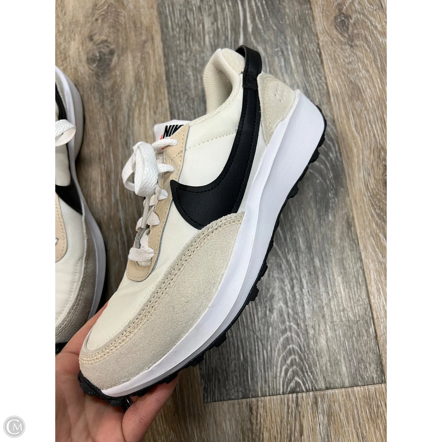 -Shoes Athletic By Nike In Black & Cream, Size: 7