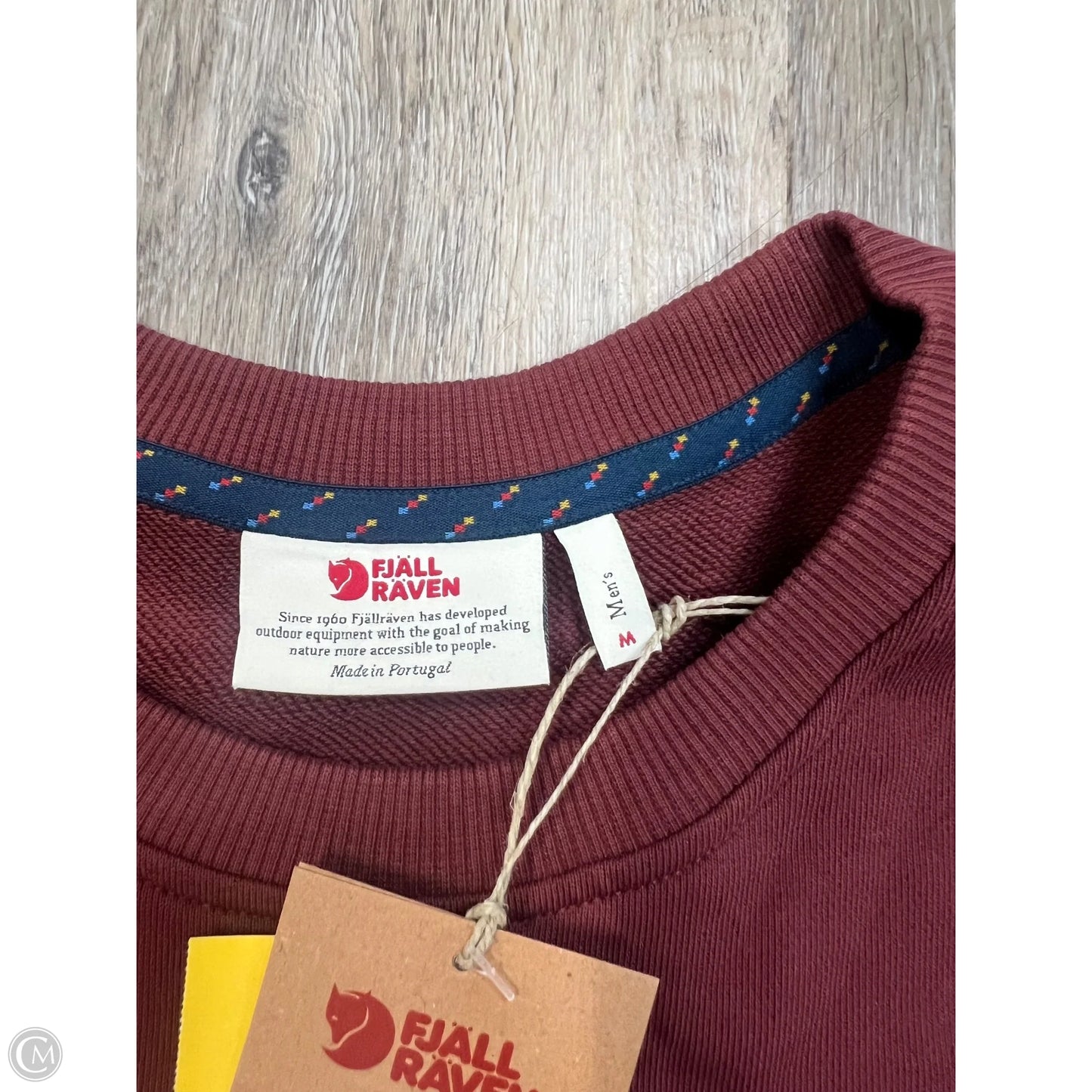 Sweatshirt Crewneck By FJALL RAVEN In Red, Size: M