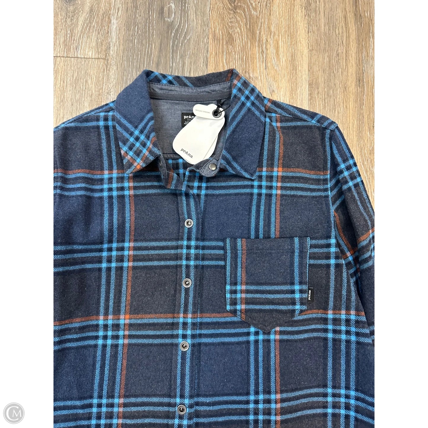 Blouse Long Sleeve By Prana In Plaid Pattern, Size: S