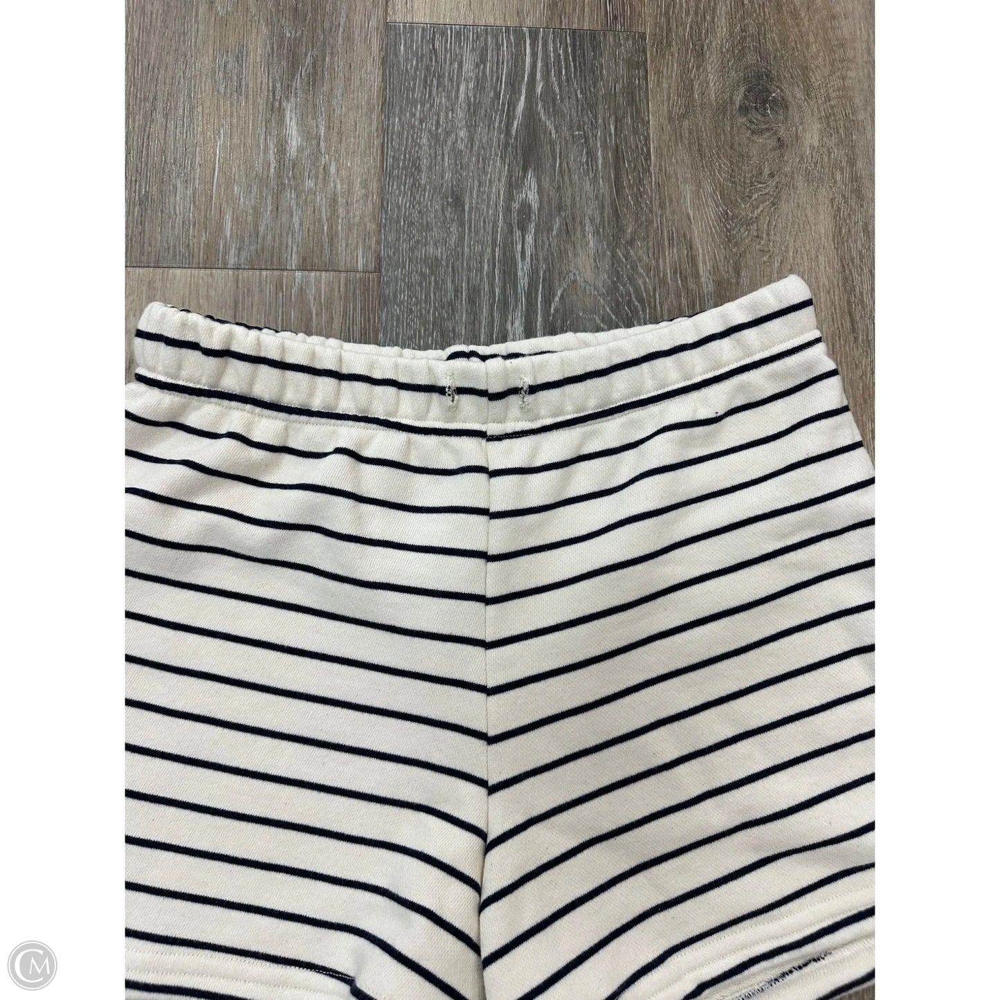 Shorts By Perfect White Tee In Striped Pattern, Size: Xs