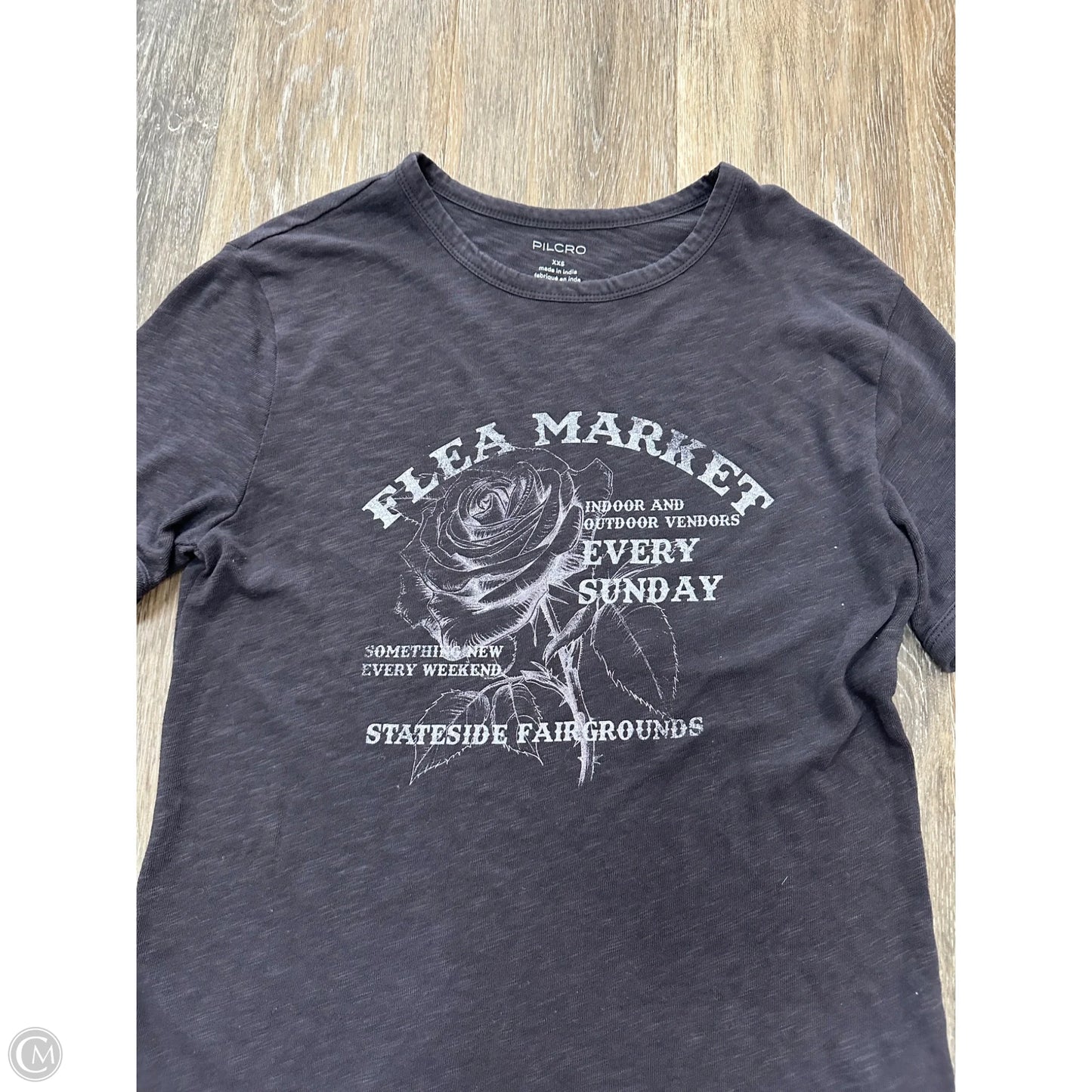 Top Short Sleeve By Pilcro In Grey, Size: Xxs