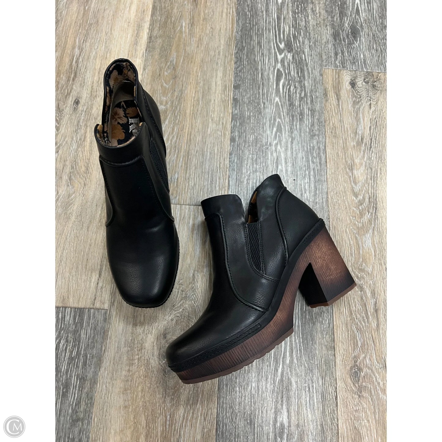 Boots Ankle Heels By Korks In Black, Size: 8.5