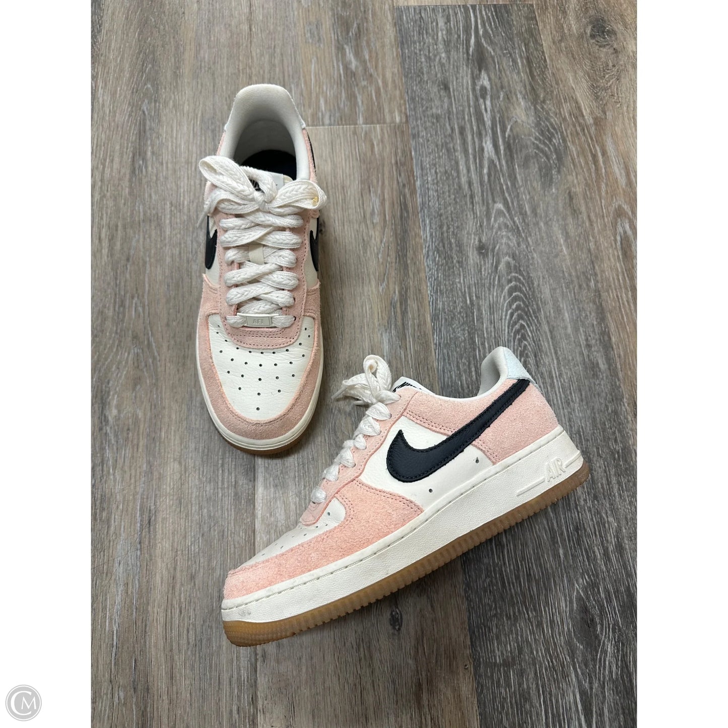 Shoes Sneakers By Nike In Pink & White, Size: 7.5