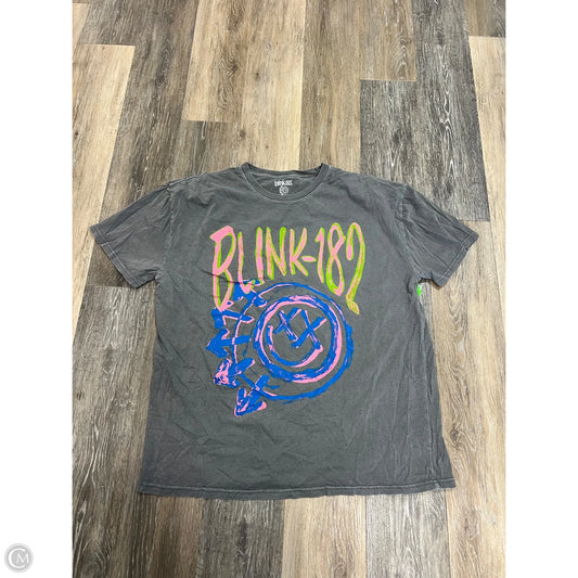 Top Short Sleeve By Clothes Mentor In Multi-colored, Size: Xl