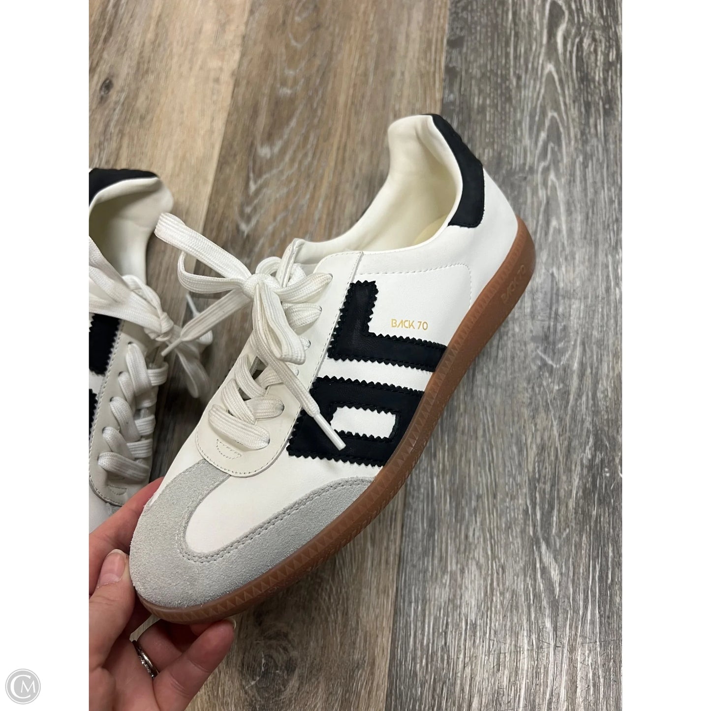 Shoes Sneakers By Back 70 In Black & White, Size: 8