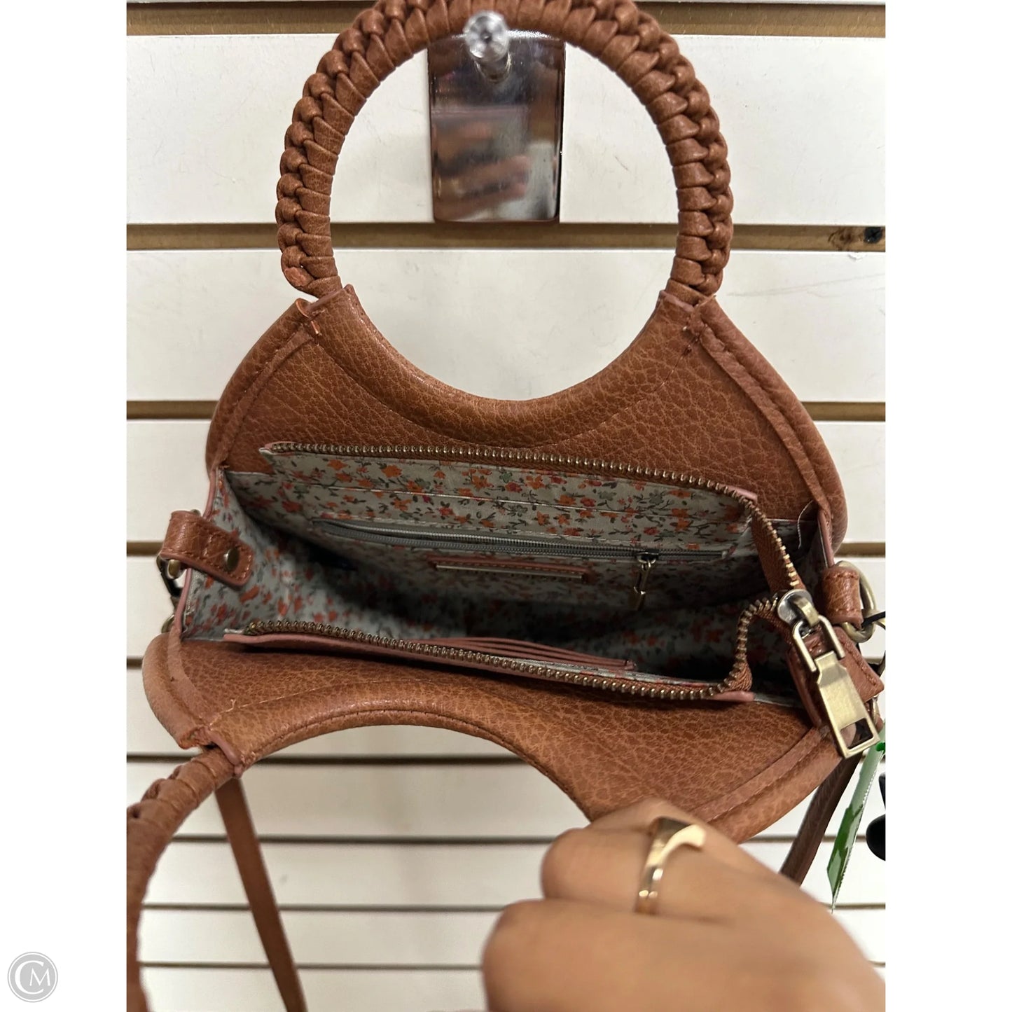 Crossbody By Antik Kraft, Size: Medium