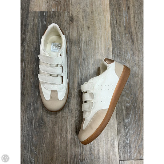 Shoes Sneakers By Dolce Vita In White, Size: 7.5