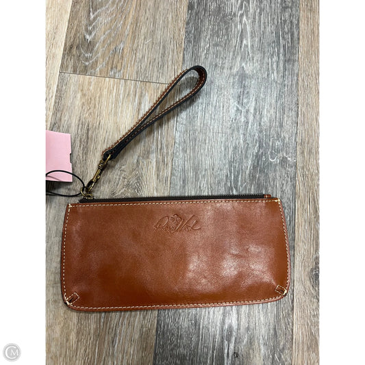 Wristlet Designer By Patricia Nash, Size: Medium