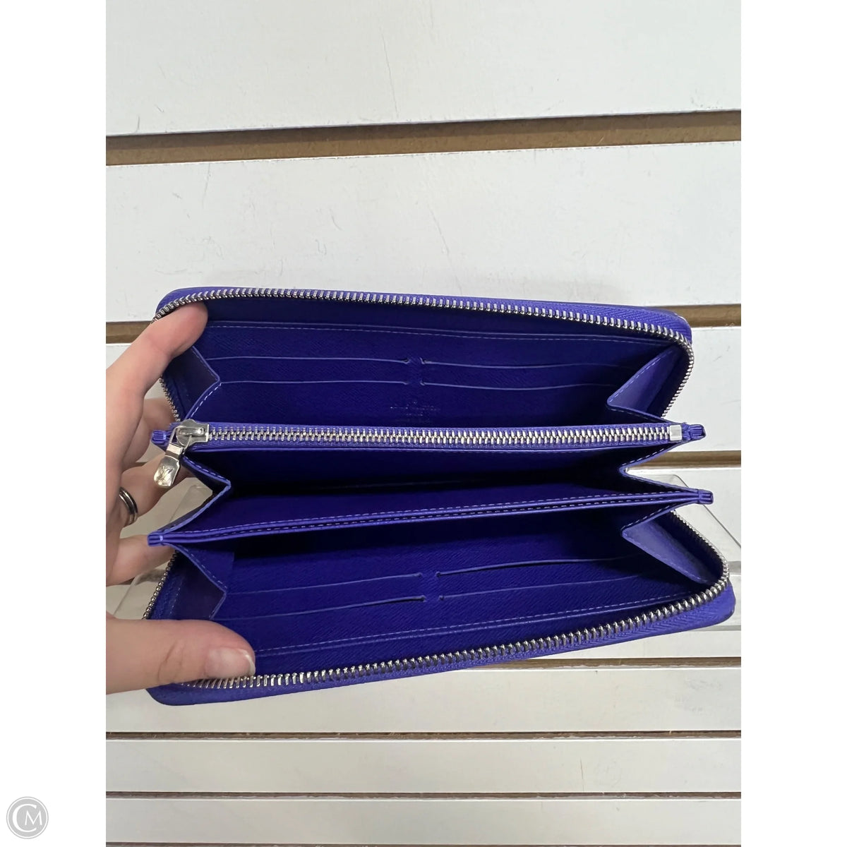 Wallet Luxury Designer By Louis Vuitton, Size: Large