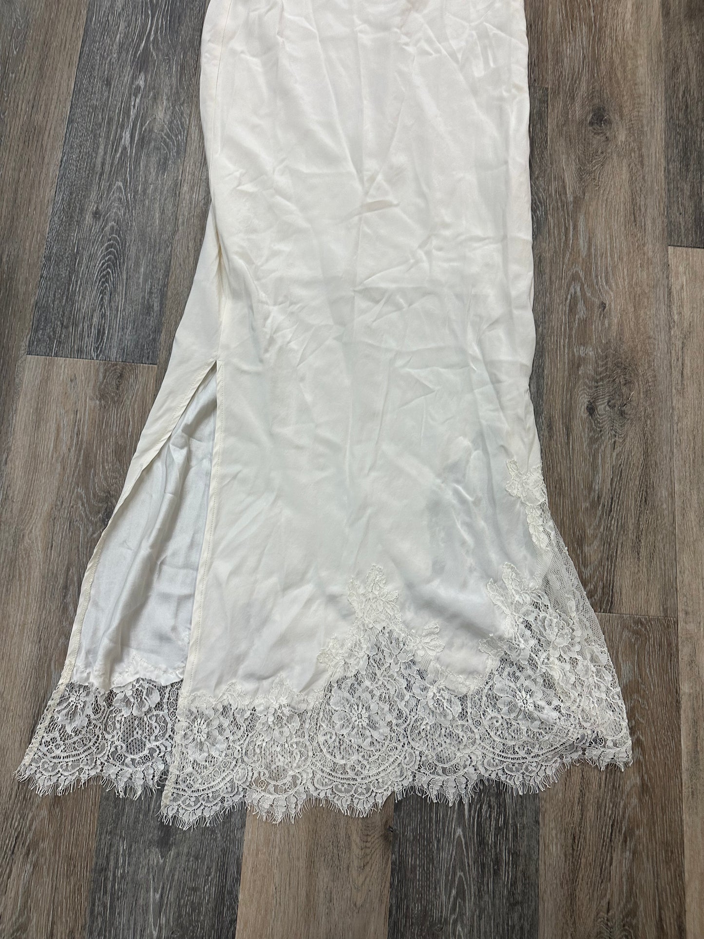 White Dress Party Long Gold Hawk, Size M