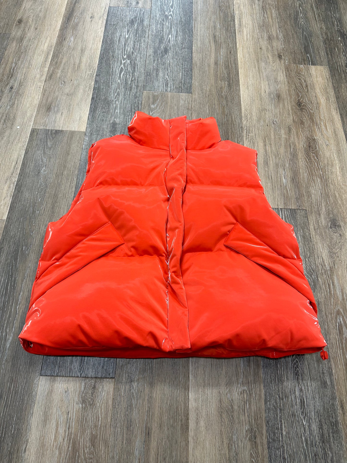 Orange Vest Puffer & Quilted Easel, Size L