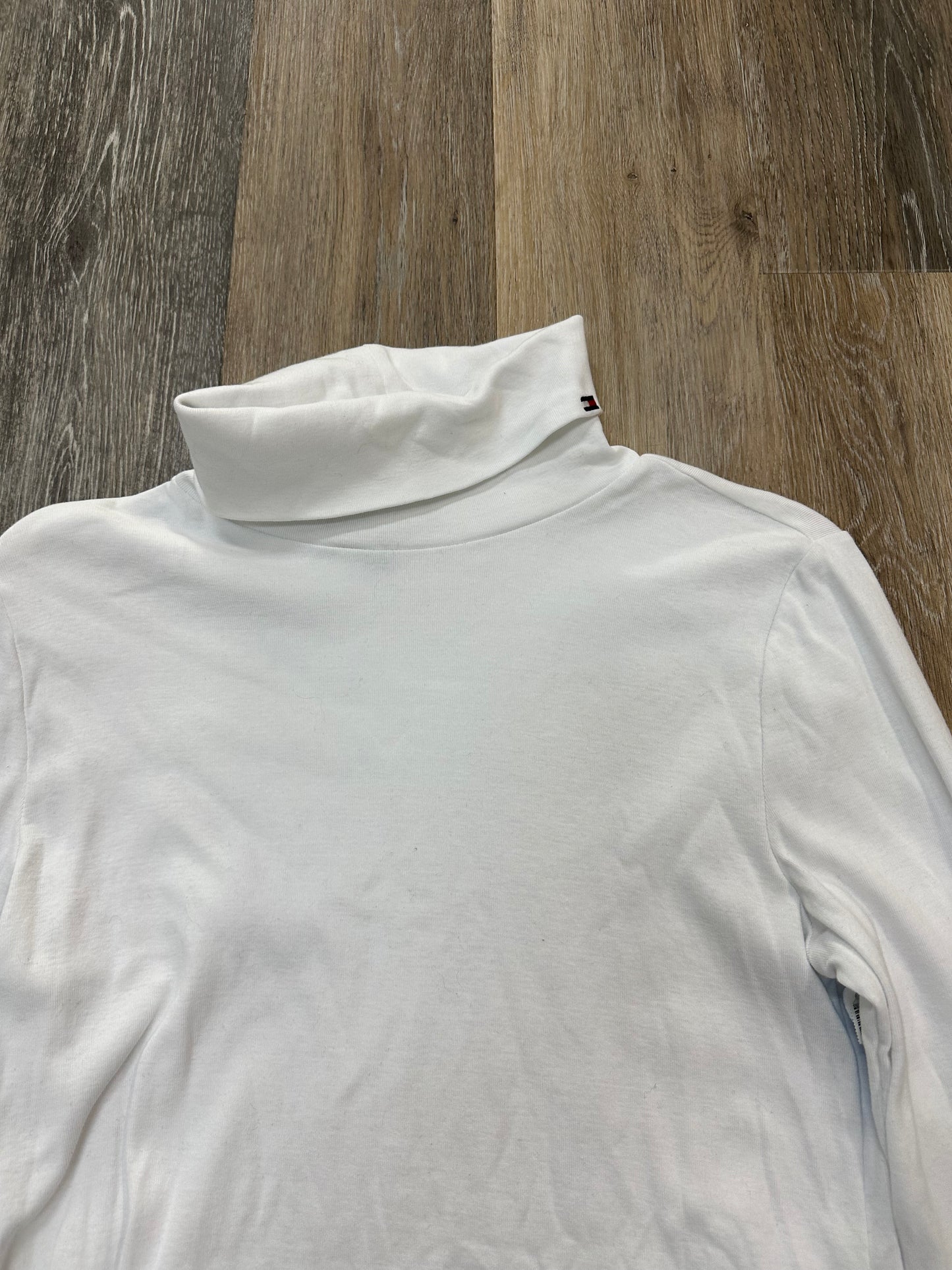 Top Long Sleeve By Tommy Hilfiger In White, Size: L