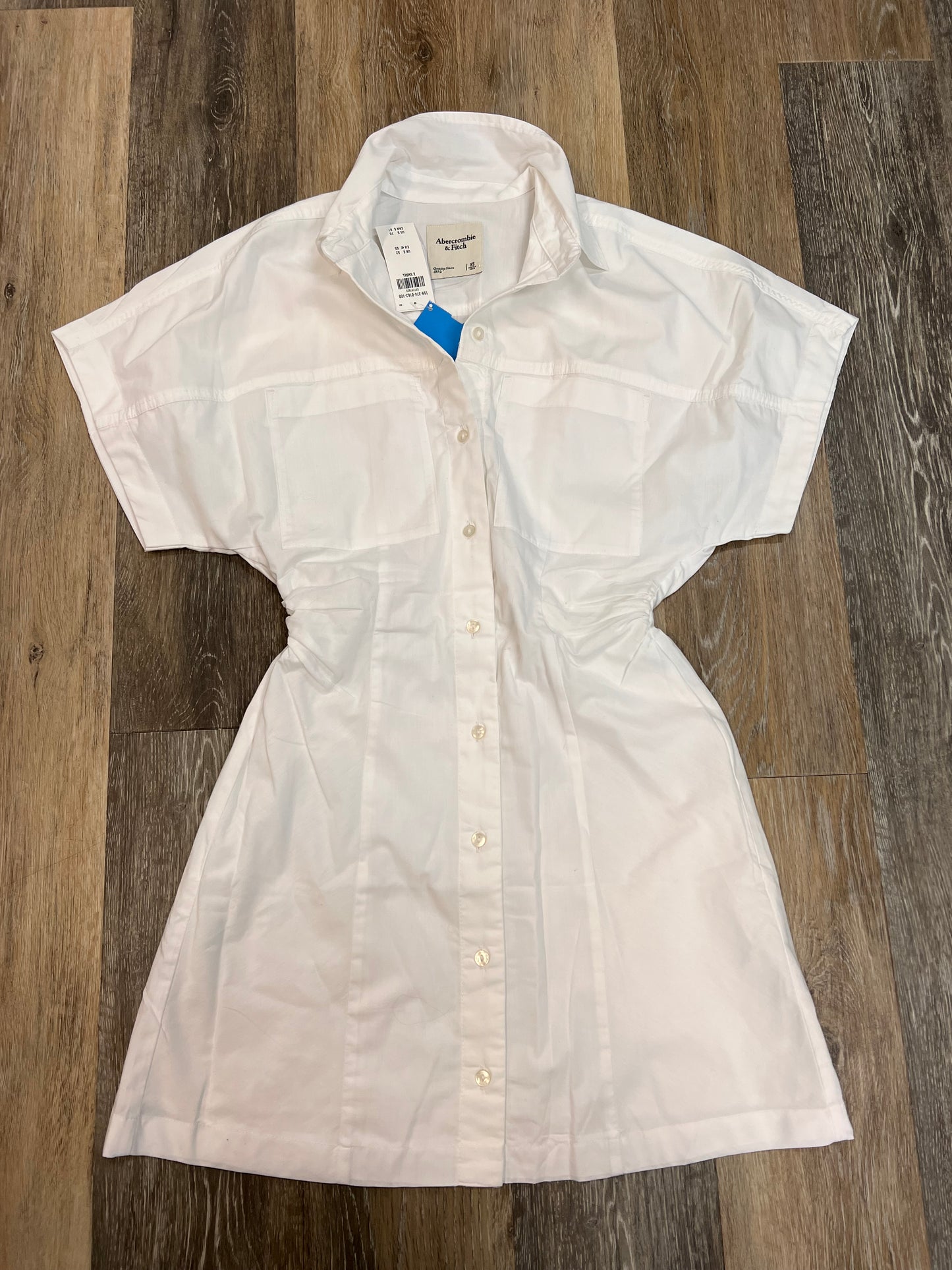 Dress Casual Short By Abercrombie And Fitch In White, Size: Xs