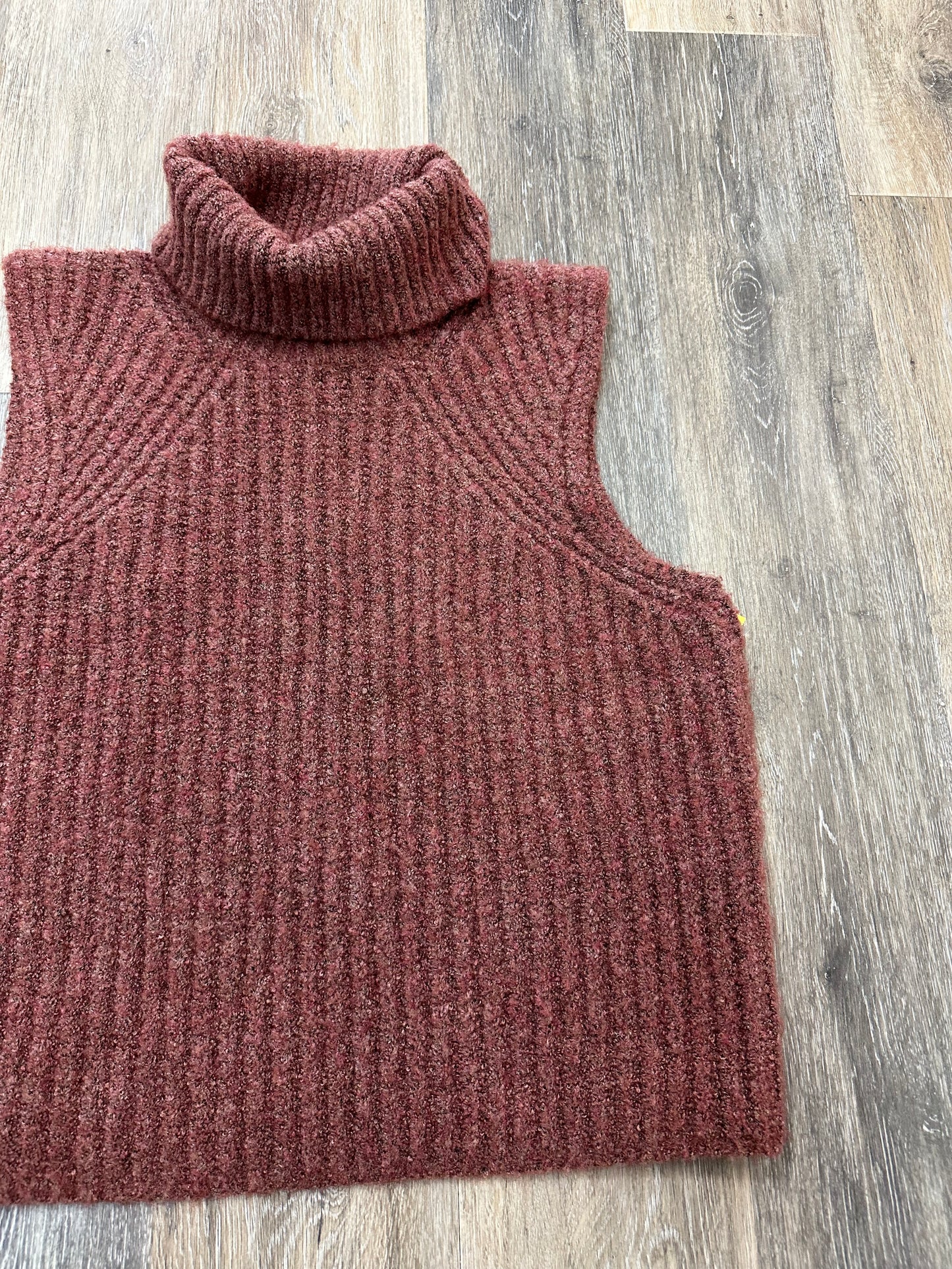 Vest Sweater By Self Contrast In Red, Size: L