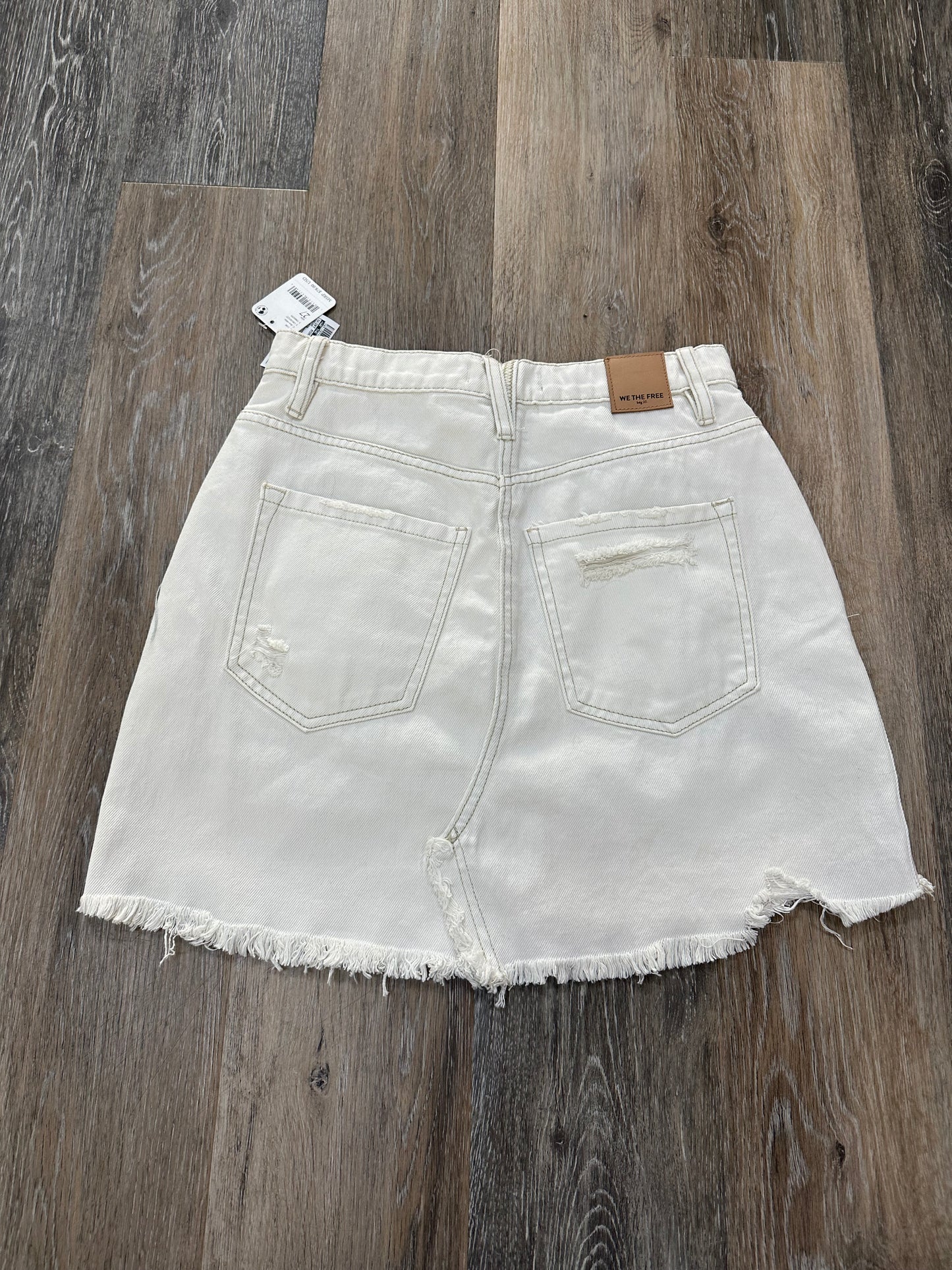 Skirt Mini & Short By We The Free In Cream, Size: 4/27