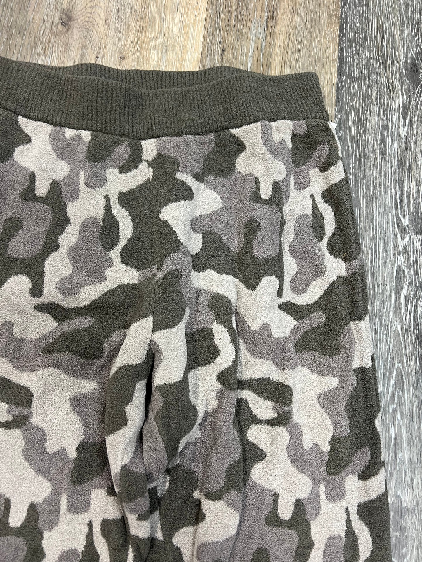 Camouflage Print Pants Barefoot Dreams, Size S