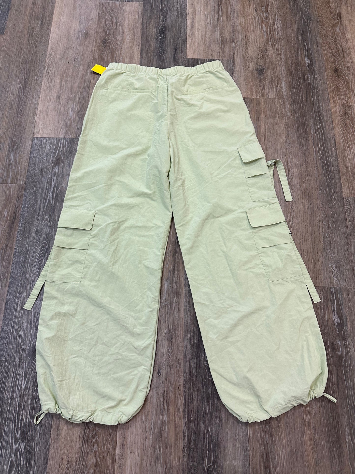 Pants Cargo & Utility By Zara In Green, Size: S