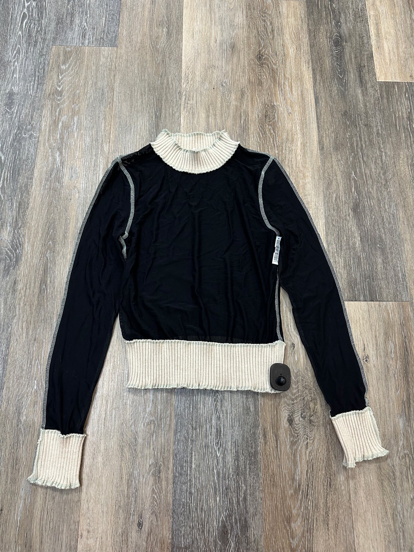 Top Long Sleeve By Gilded Intent In Black, Size: L