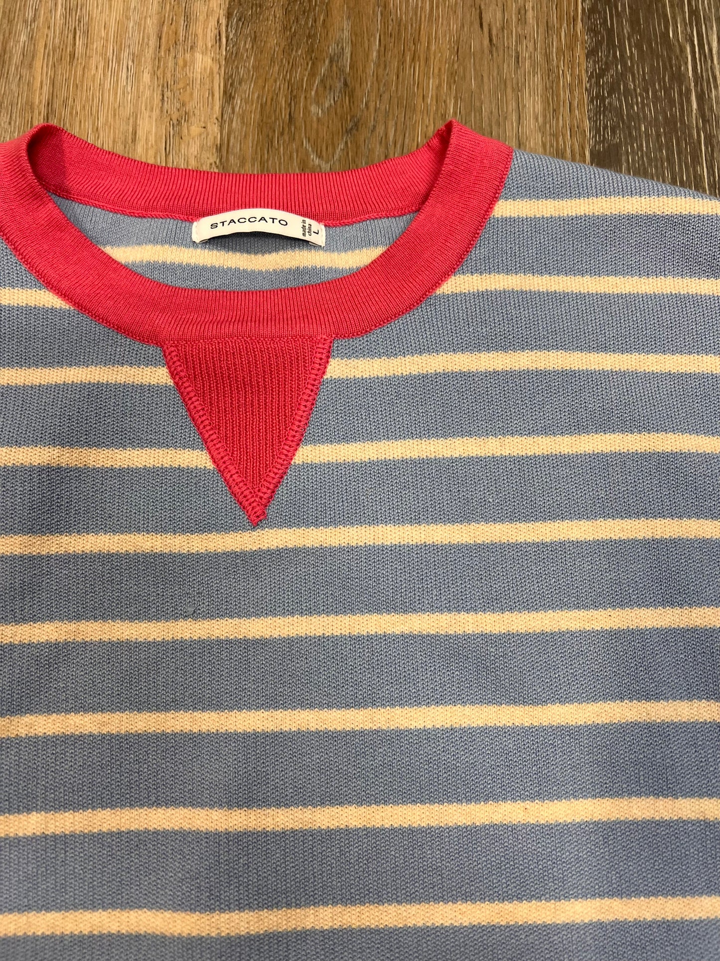 Sweater By Staccato In Striped Pattern, Size: L