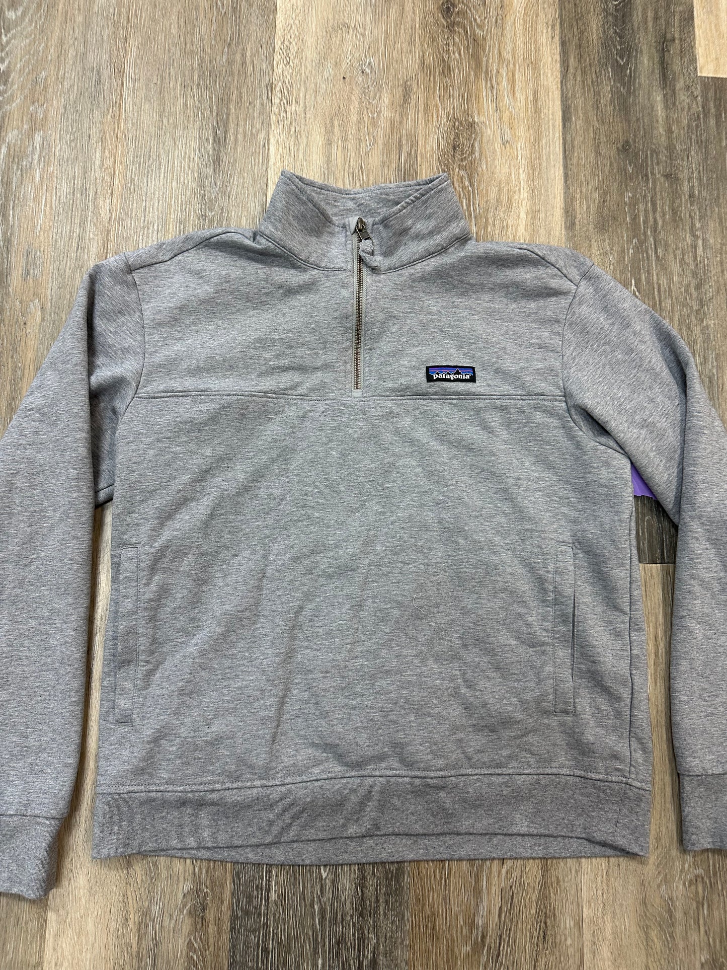 Athletic Sweatshirt Collar By Patagonia In Grey, Size: M