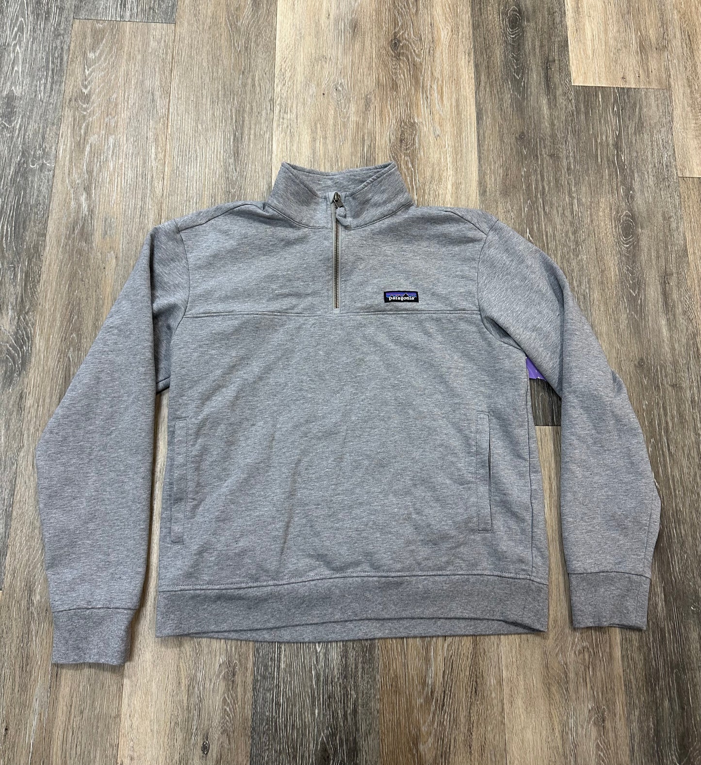 Athletic Sweatshirt Collar By Patagonia In Grey, Size: M