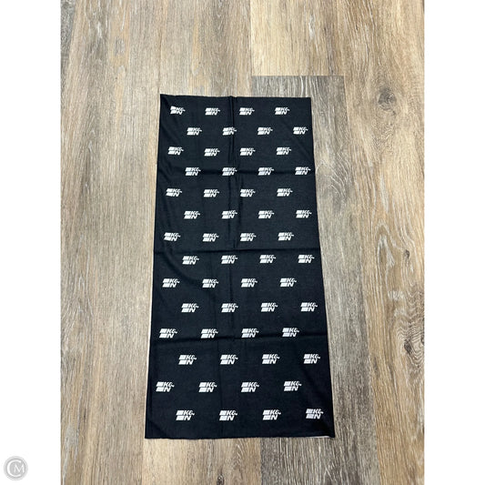 Scarf Square By K&N