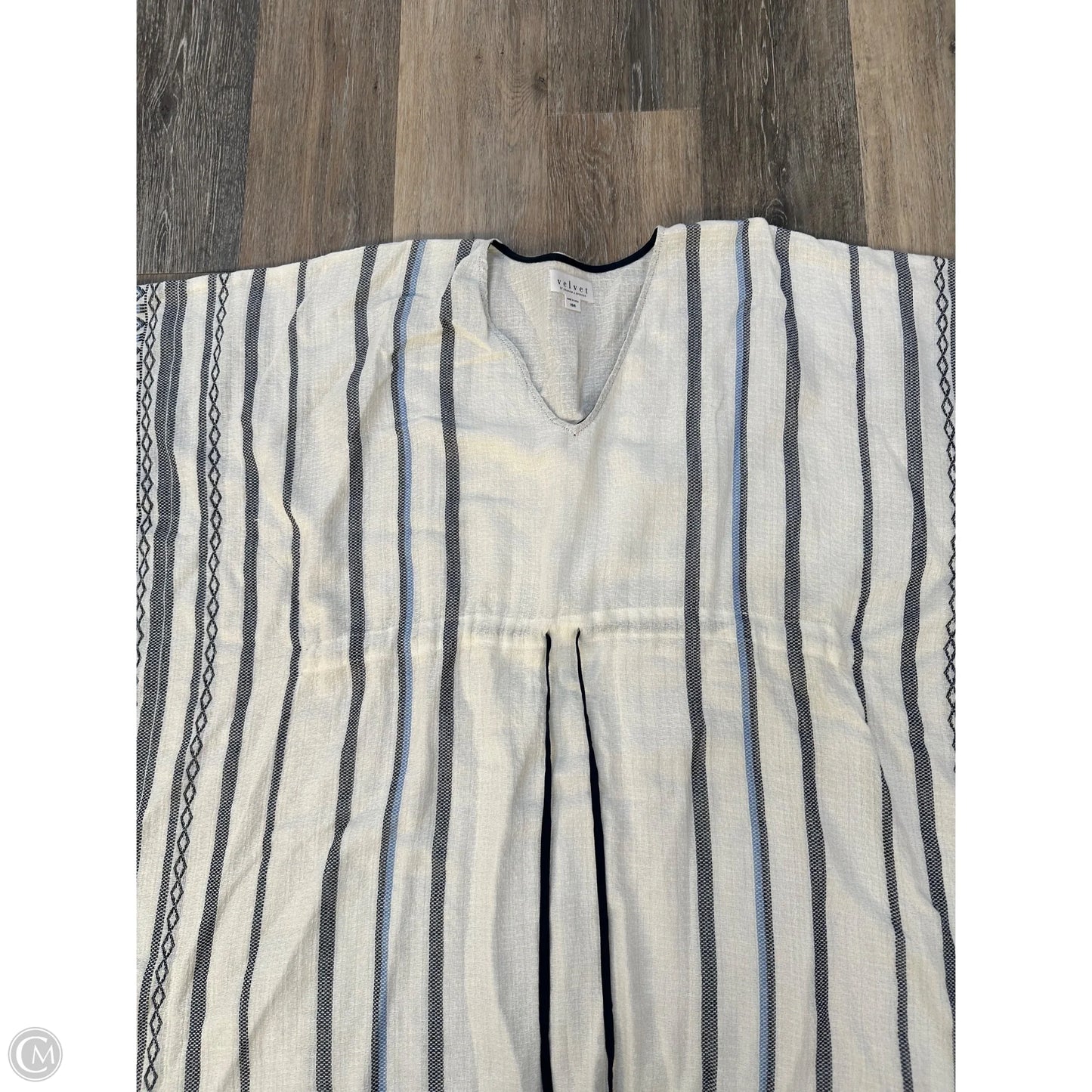 Swimwear Cover-up By Velvet By Graham & Spencer In White, Size: Xs