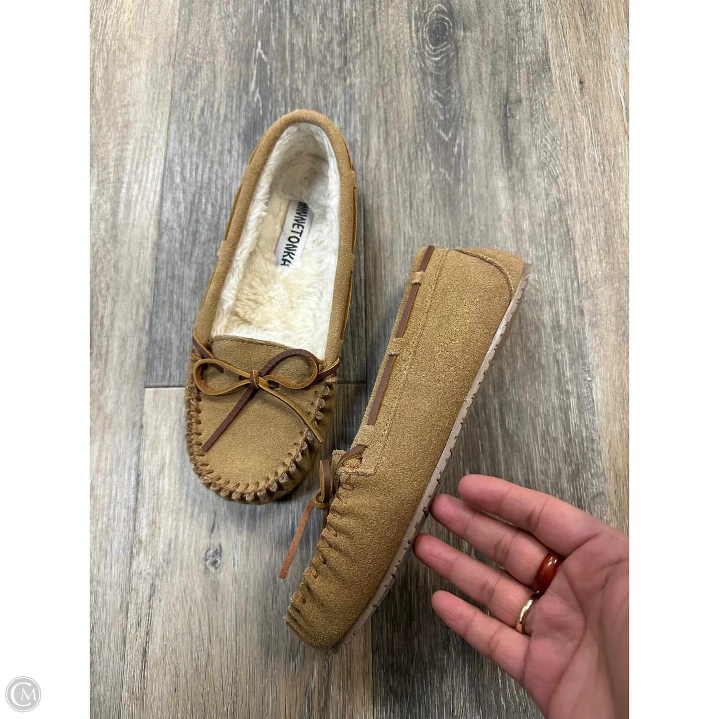 Slippers By Minnetonka In Tan, Size: 7