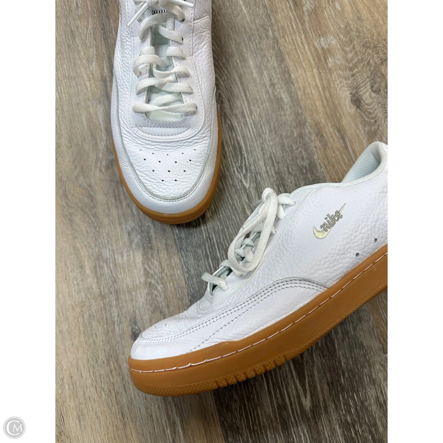 Shoes Athletic By Nike In White, Size: 10